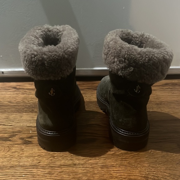 Jimmy Choo Yari Sherpa-lined Boots. Size 7. - Picture 3 of 7